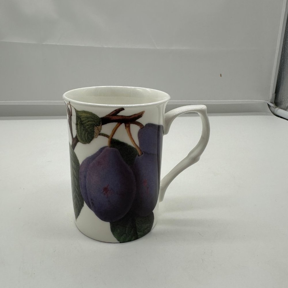New Gracie Bone China Fruit Plum Mug Coffee Cup 4" Excellent Condit…